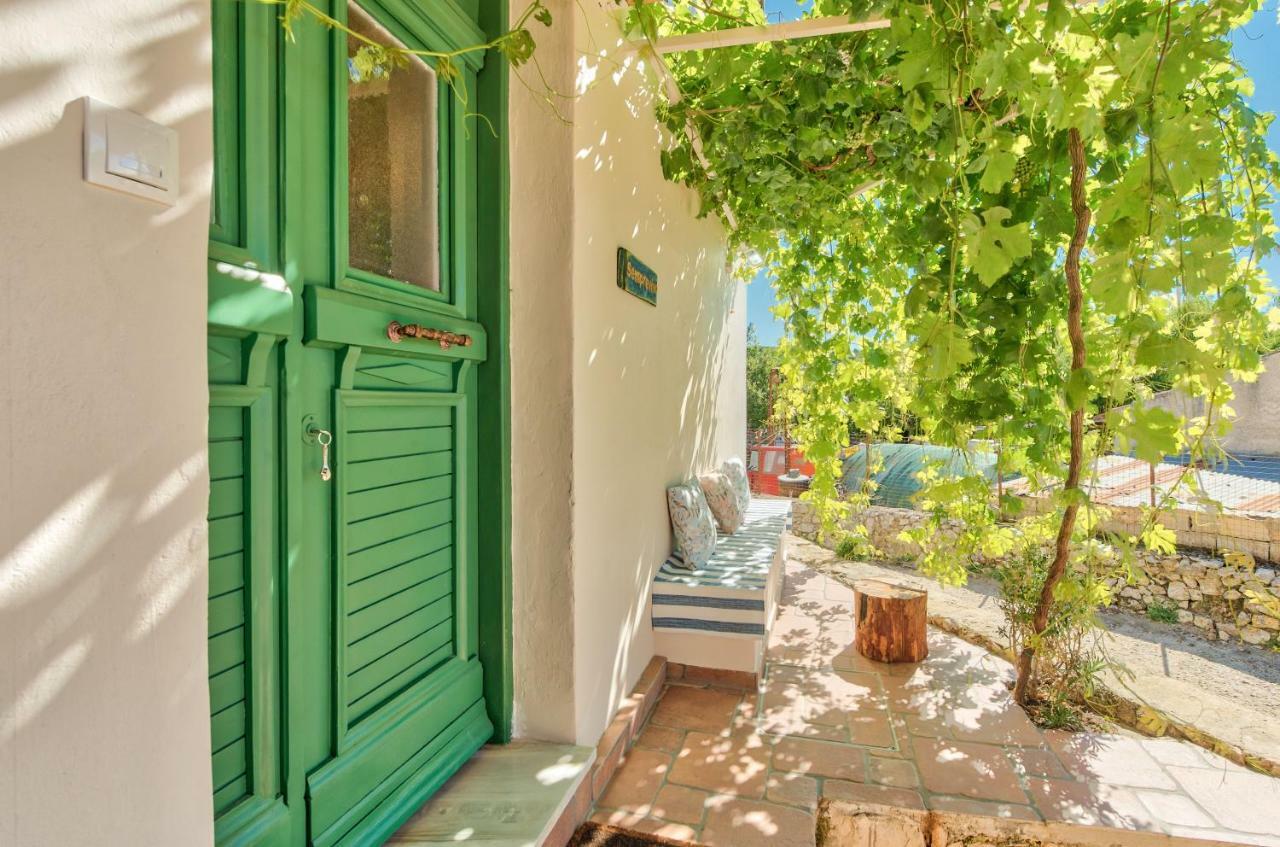 Sempreviva Villa Agios Leon Bagian luar foto