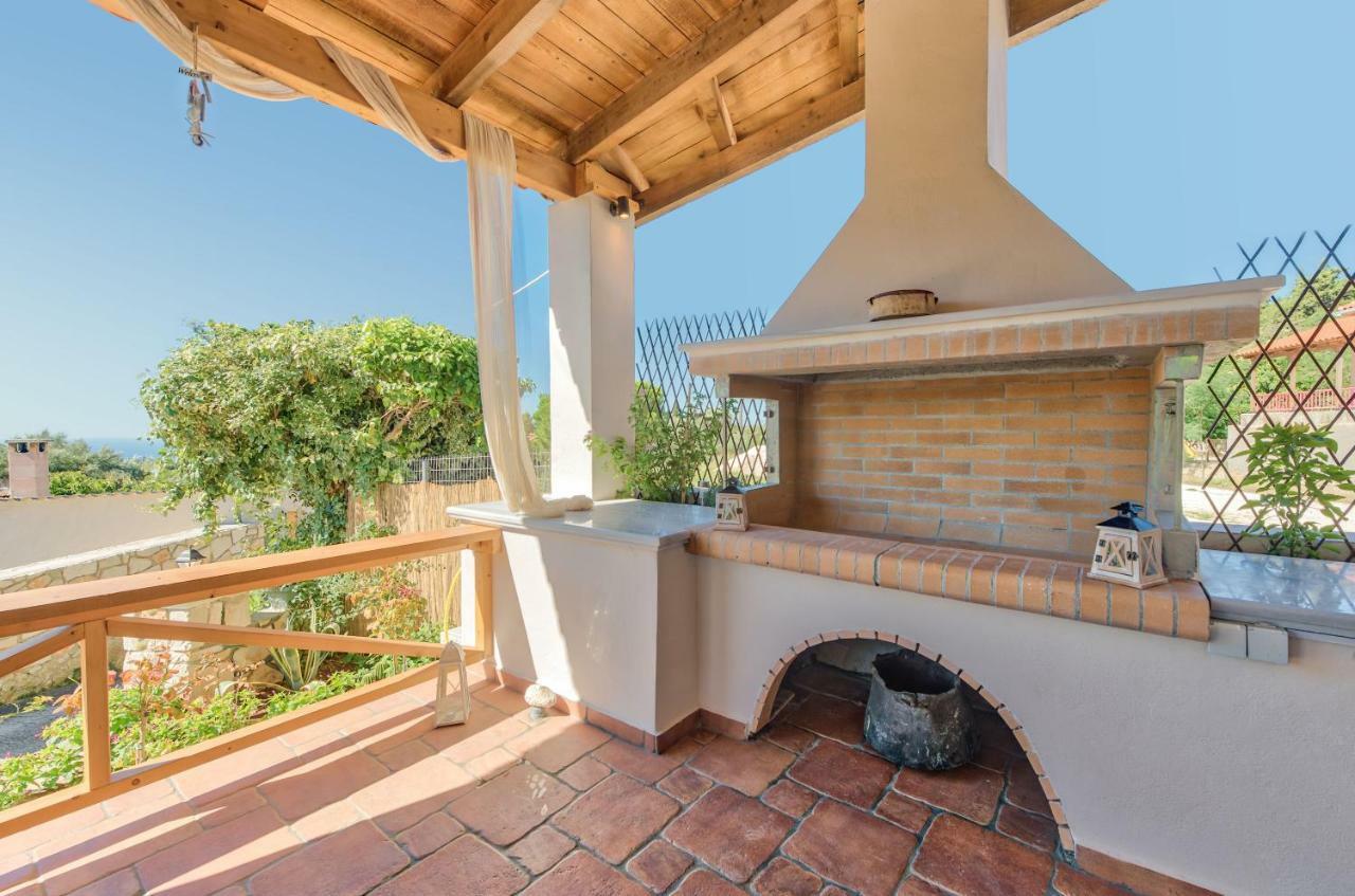 Sempreviva Villa Agios Leon Bagian luar foto