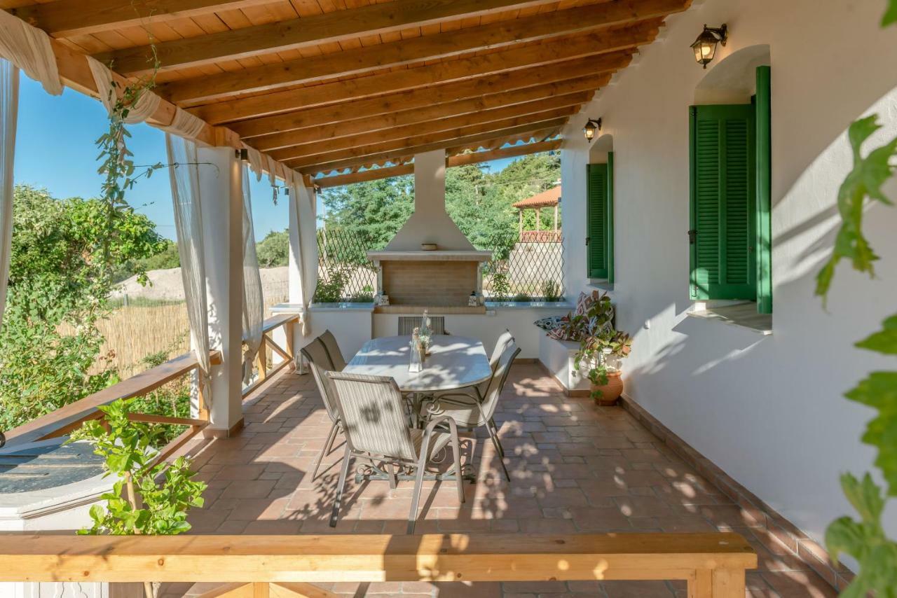 Sempreviva Villa Agios Leon Bagian luar foto